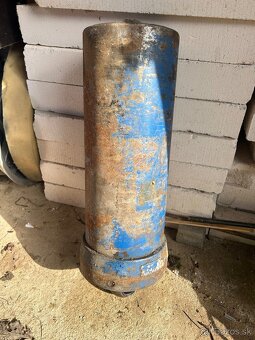 Predám hydraulický piest - 4