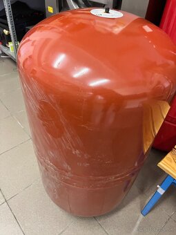 Tlaková nádoba 200l a 140l - 4