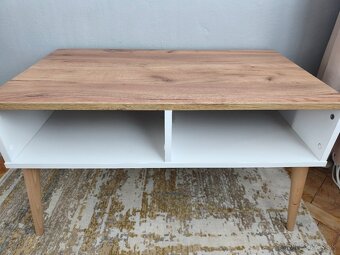 Konferenčný stolík - 4