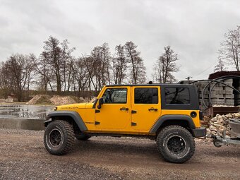 Predám Jeep Wrangler Rubicon 2,8crd rv.2008 - 4