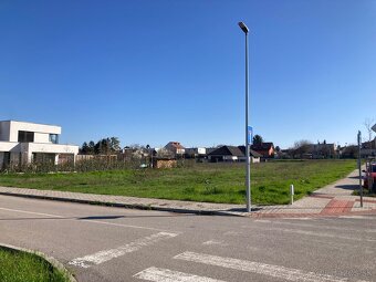 Cukrová Trnava Exkluzívny stavebný pozemok 1065m2 - 4