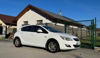 Opel Astra 1.4 74kw 171km s tažným’ - 4