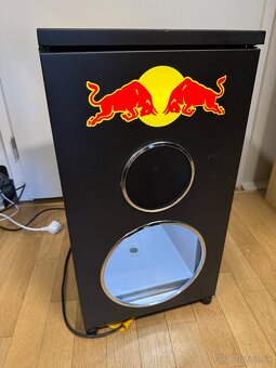 Redbull chladička - limitovaná funkčná - Priestor pre fľašu - 4