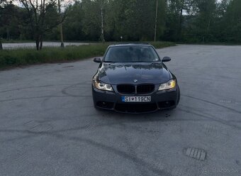 E90 330d - 4