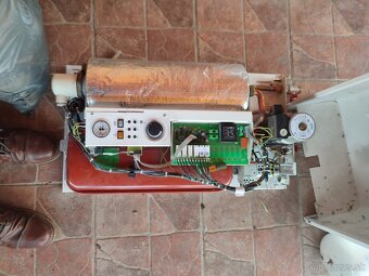 predam starsi elektricky kotol Protherm + bojler - 4