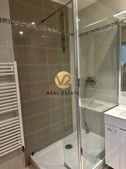 REZERVOVANÉ Ponúkame na Predaj 3 izbový byt - Ivanka pri Nit - 4