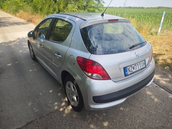 Peugeot 207 - 4