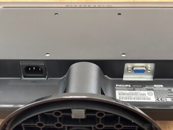 19’’ LCD Monitor Philips 193V5L - 4