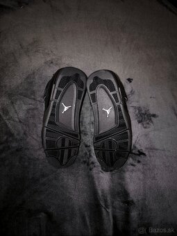 Air Jordan 4 “Black Cat” - 4