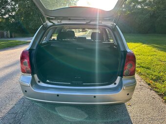 TOYOTA AVENSIS 2,0 D4D 93kw - 4