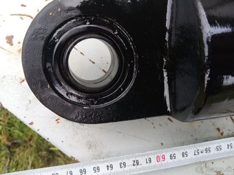 Hydraulický valec 620mm. - 4