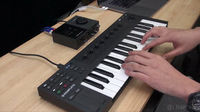 MIDI klávesy Native Instruments KOMPLETE KONTROL M32 - 4