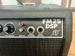 Kombo Fender FM25 DSP - 4