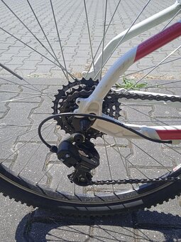 Predám damsky horsky bicykel Kellys Vanity 10 - 4