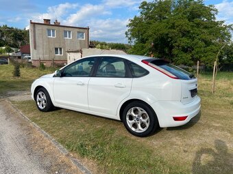 Ford focus 1.4 - 4