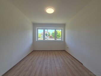 Predaj 4 izbový dom BUNGALOV v obci Dvory nad Žitavou - 4