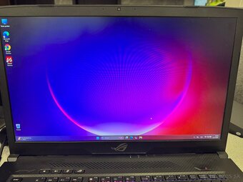 Asus ROG Strix Scar GL703 GM - 4