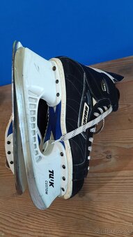 Predám korčule BAUER SUPREME 1000 veľkosť 43 - 4