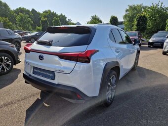 Lexus UX Hybrid 135 kW (184 PS) - 4