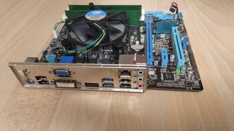 Predám základnú dosku Intel Asus 875M-Plus - 4