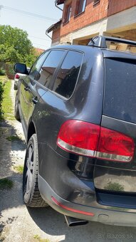 Volkswagen Touareg - 4