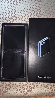 Samsung galaxy Z Flip6 - 4