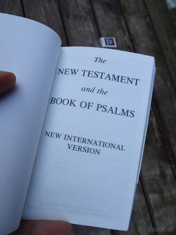 Predám  Bibliu-Novy Testament a Žalmy-v modernej angličtine - 4