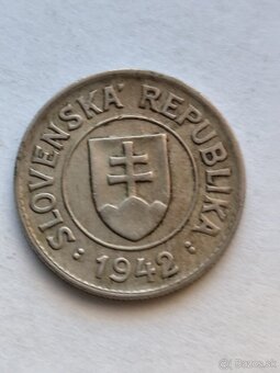 1 koruna 1942 varianta s uzavretou 4 - 4