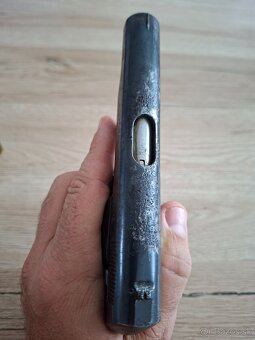 Predám vzácnu pištoľ Praga  cal. 7,65mm Browning - 4