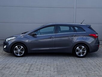 Hyundai i30 CW 1.6i MPI CVVT Family - 4