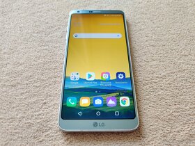 LG G6.  Dual sim.  4gb/32gb+micro SDHC.  Šedá metalíza - 4