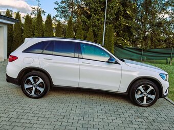 MERCEDES-BENZ GLC 250 D 4MATIC -EXCLUSIVE-SLOVENSKE-NADHERNE - 4
