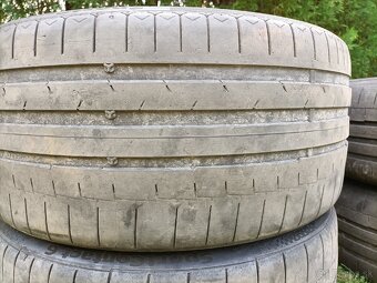 2x 255/30r20 a 2x 225/35r20 - 4