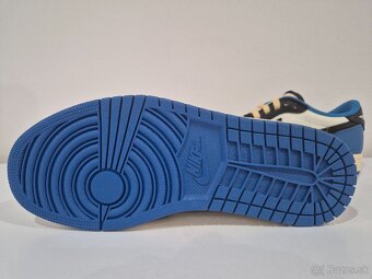 Air Jordan 1 Low Fragment Design x Travis Scott - 4