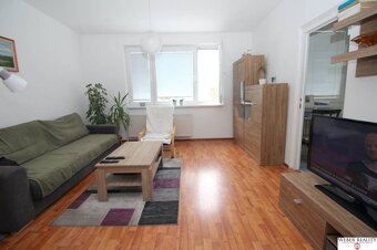 1-izb.kompletne zariadený pekný byt s balkónom s Energiami,H - 4