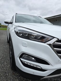 HYUNDAI TUCSON 2,0 CRDI 4WD - 4