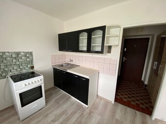 RK EXPRES- na predaj 1 izbový byt v Handlovej. - 4