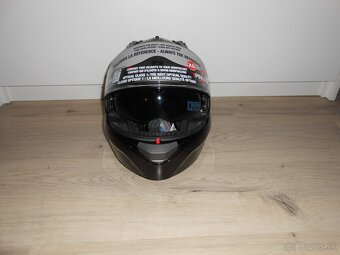 Predam krasnu novu moto prilbu znacky SHARK EVO GT SEAN MAT - 4