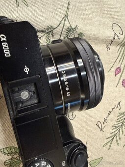 Sony Alpha 6000 - 4