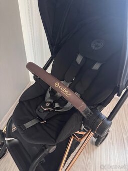 Cybex mios 3.0 čierny - 4