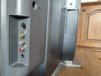 Predám starší LCD TV MIRAI 32" - 4