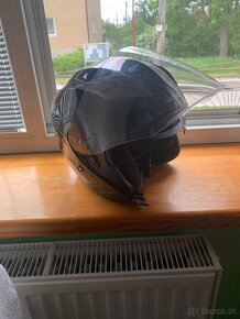 Uplne nova helma E-tec - 4