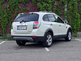 Chevrolet Captiva 2.0 CDTI AUTOMAT 4X4 7miestna - 4