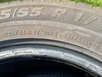 225/55 R17 - 4