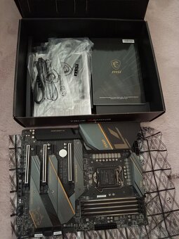 MSI z490 ace - 4
