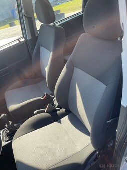 Opel Meriva 1,3 cdti Najazdených originál len 70.000km - 4