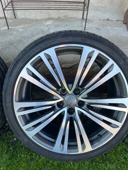 225/35 r20 Audi - 4