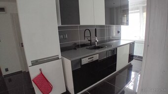 Prenájom 2,5 izbový byt - 4