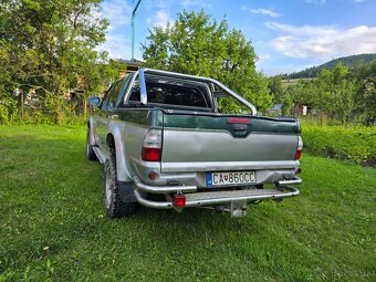 Mitsubishi L200 - 4