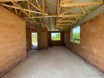 Rozostavaný tehlový RD, pozemok 600 m2, Trenčianske Jastrabi - 4